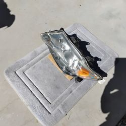 Toyota  Venza 2009- 016 Healight  LH Side Used Oem 
