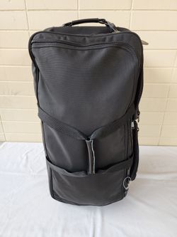 Pathfinder 30" Wheeled Duffel Bag (New)