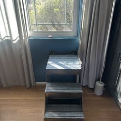 Pet stairs and perch