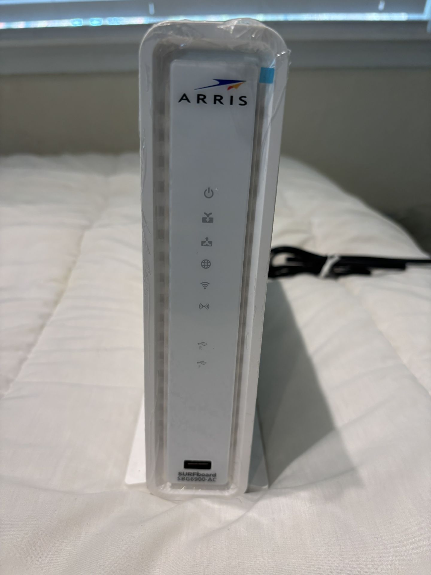 ARRIS Surfboard 6900