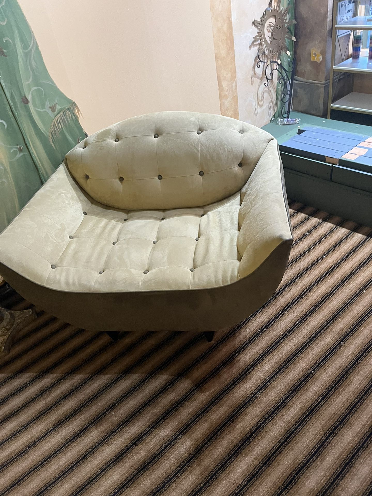 Loveseat And Armchair And Single Chair Available Three-Piece Set