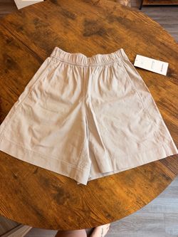Lululemon Women's Shorts with Tags XS
