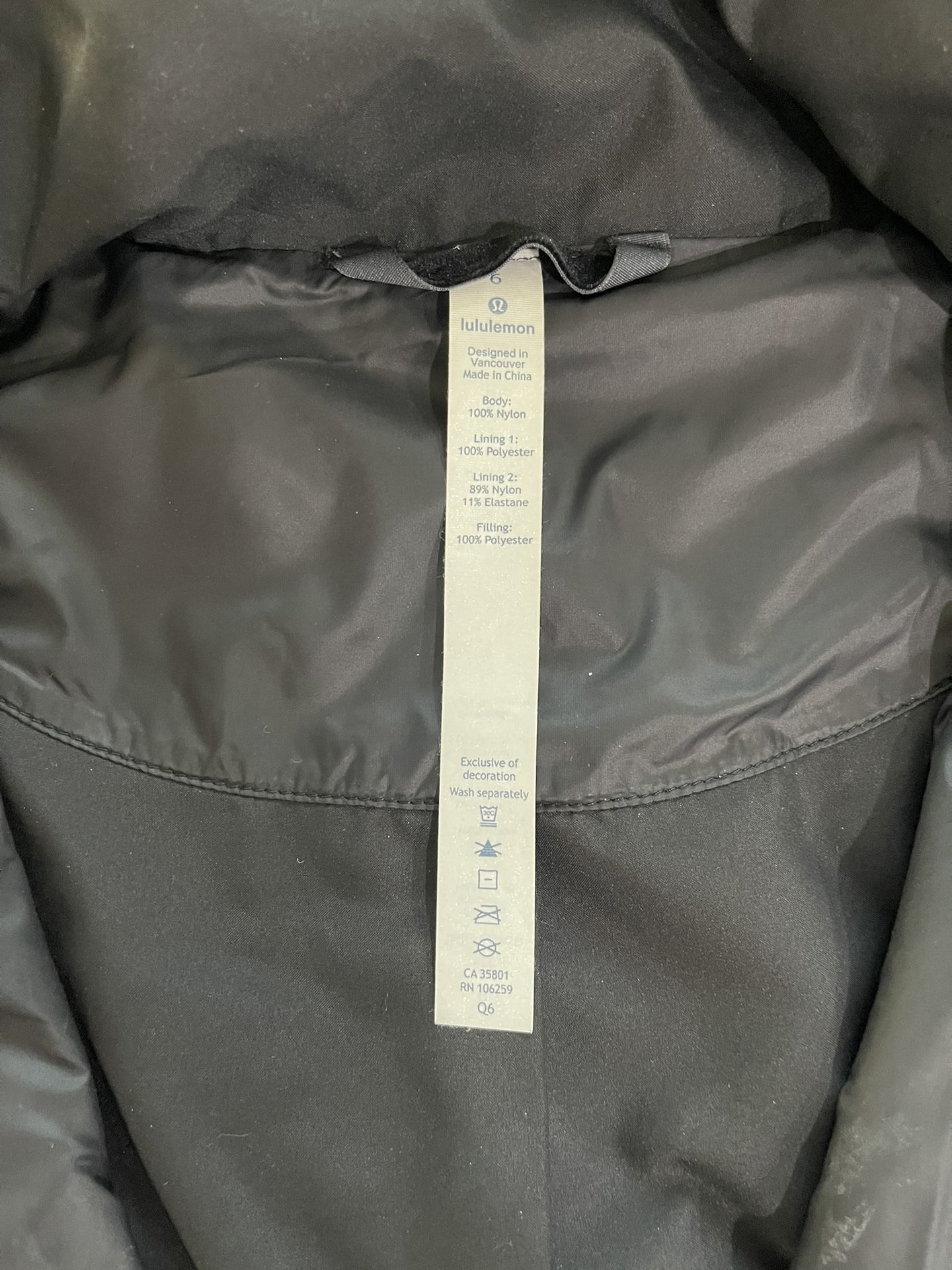 LuLuLemon Cropped bomber Style Nylon Jacket