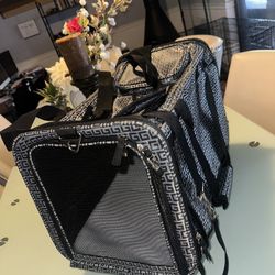 Cozzzy Rolling Pet Carrier