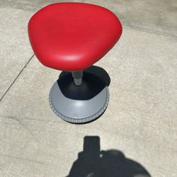 Adjustable Learning Stool