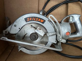 Vintage SKILSAW Model 77 Type 9 – Chicago‑Made Worm Drive