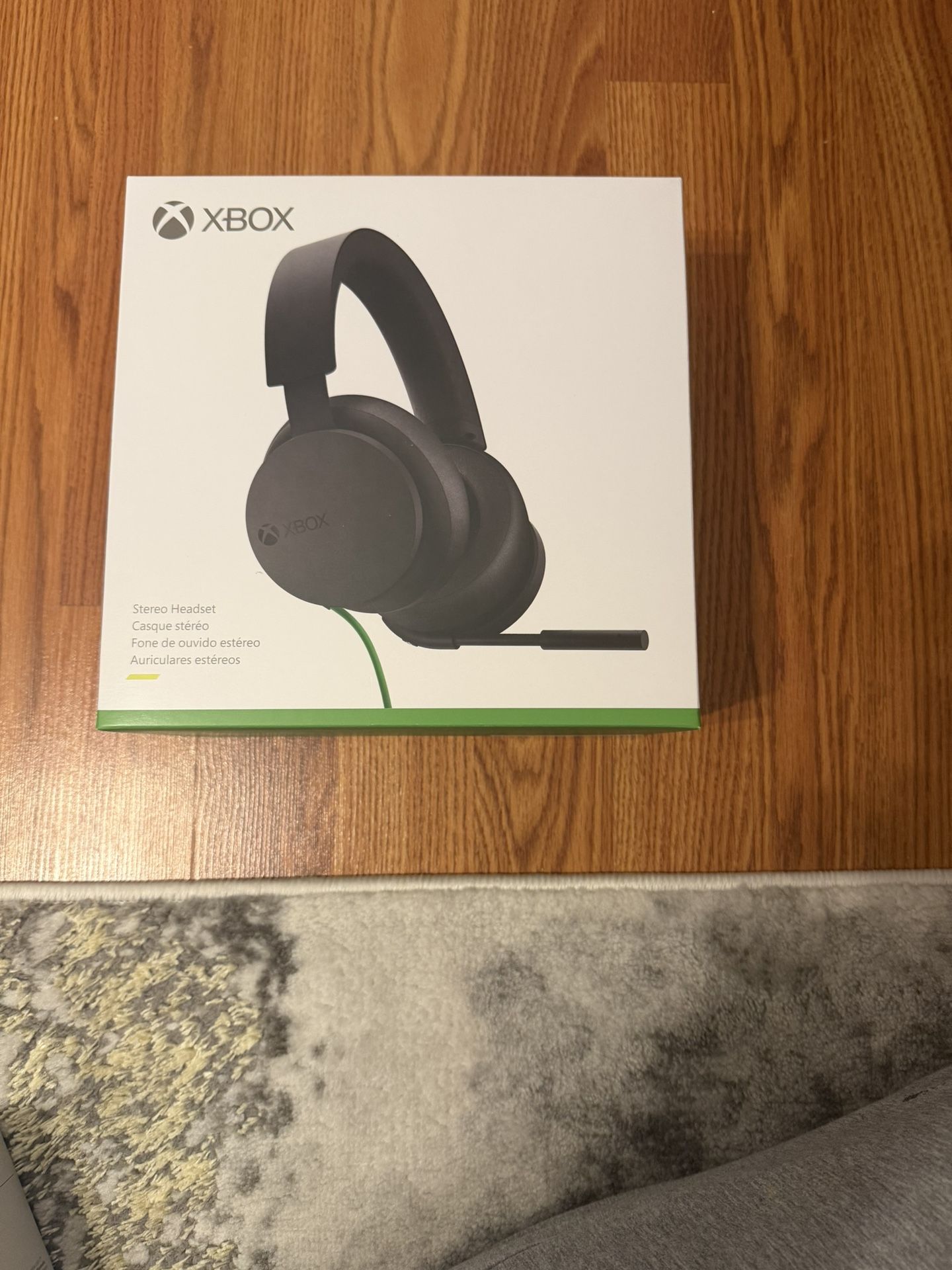 X BOX HEADSET - NEVER OPENED
