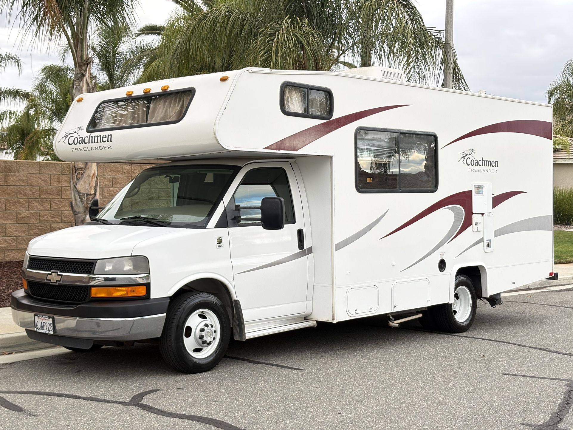 2009 Coachmen Freelander