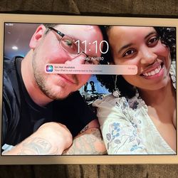 iPad Air 2 with pro case keyboard