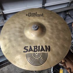 Sabian Cymbal 18 Inch/ 1 Inch Crack