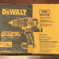 New ATOMIC 20V MAX Cordless Brushless Compact 1/2 in. Hammer Drill (Tool Only)