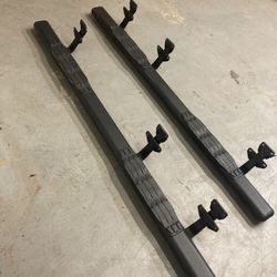 Toyota Tundra Black Runningboard/Sidesteps