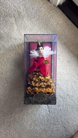 Disney Villains Queen of Hearts