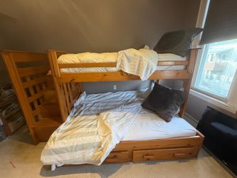 Bunk bed