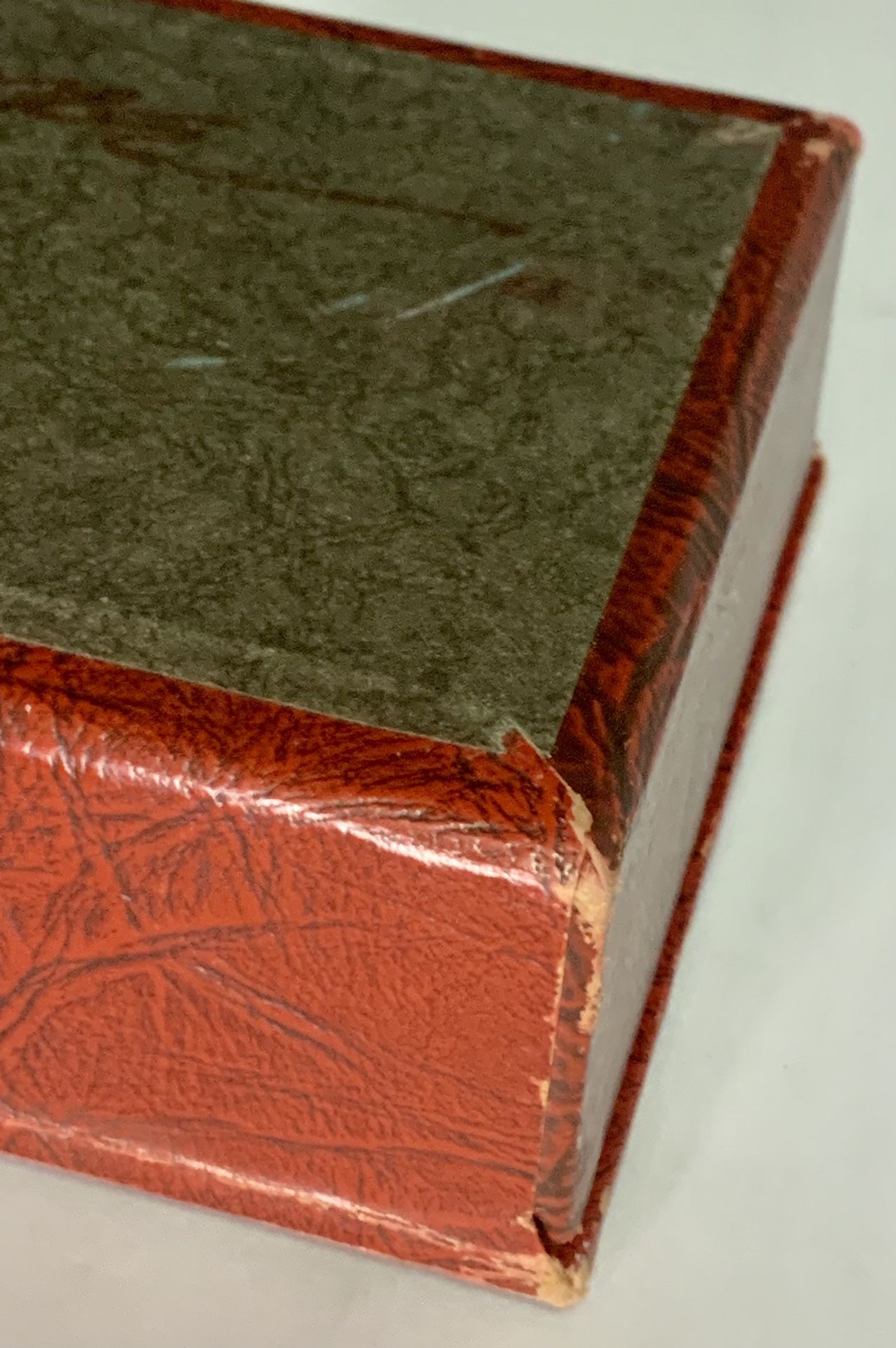 Antique Gales Chocolate Co. Boston, St. Louis U.S.A, Red Leather