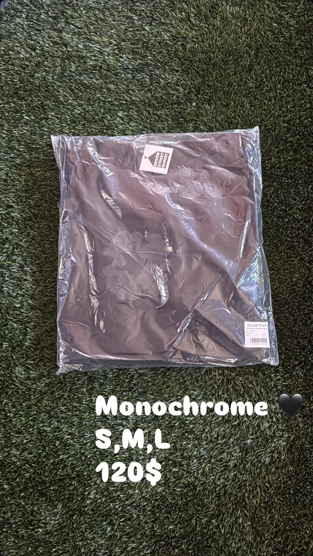 Monochrome denim tear Size S