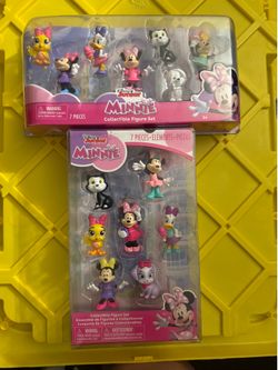 Minnie Mouse collectible figure sets