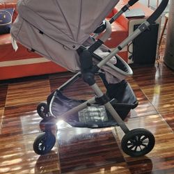 Evenflo Pivot Stroller And Bassinet 