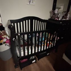 Free Crib 1-5 Yrs Old 