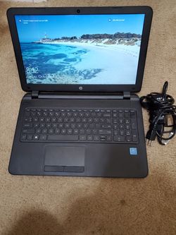 Selling my Hp Touch screen 15.6" Laptop.
