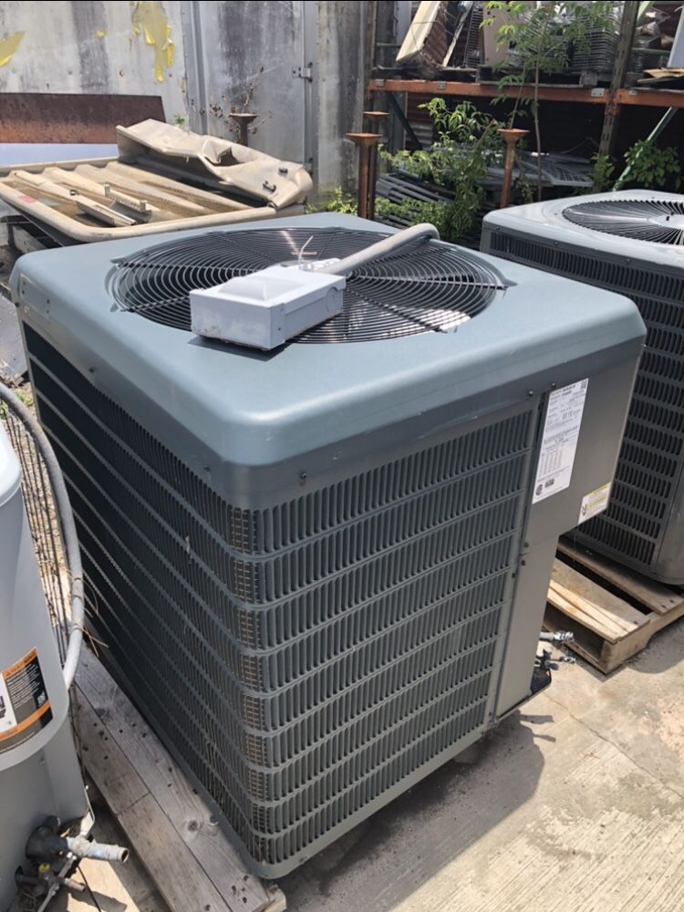 Central A/C HVAC Air Conditioner Condensor Evcon Model GAW14L48C21SA for  Sale in Houston, TX - OfferUp