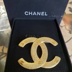Auth Chanel Brooch for Sale in Brooklyn, NY - OfferUp