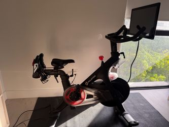 Peloton Bike – First Generation – Very Good Condition