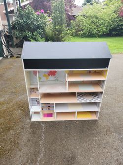 Doll House/ Kitchen with furniture and dishes