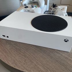 Xbox Series S digital+ more