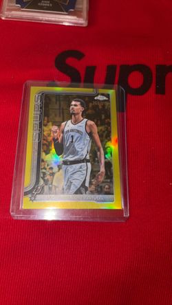 VICTOR WEMBANYAMA 2025-26 TOPPS CHROME UPDATE #22 YELLOW REFRACTOR /275 SPURS