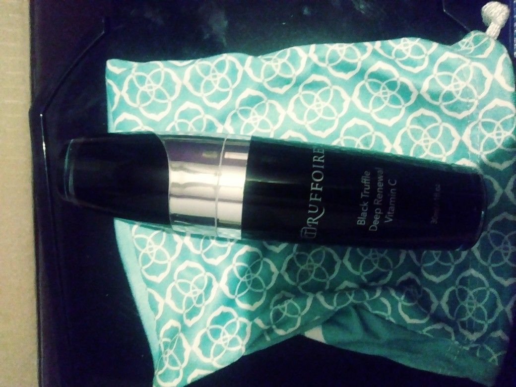 Truffoire black truffle deep renewal vitamin c