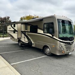 2016 Fleetwood Storm RV