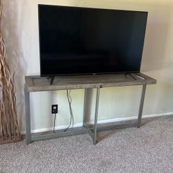 Tv & Stand