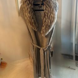Cardigan With Natural  Fur Removable