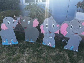 Elephant Wood Props