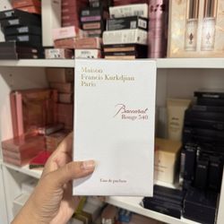 Baccarat Rouge 540 Eau de Parfum 2.4 Oz 🤍