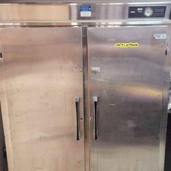 commercial refrigerator 