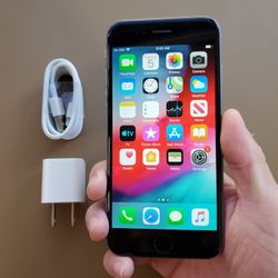 iPhone 6 - UNLOCKED - Like New  