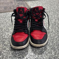 Nike Air Jordan 1 Mids