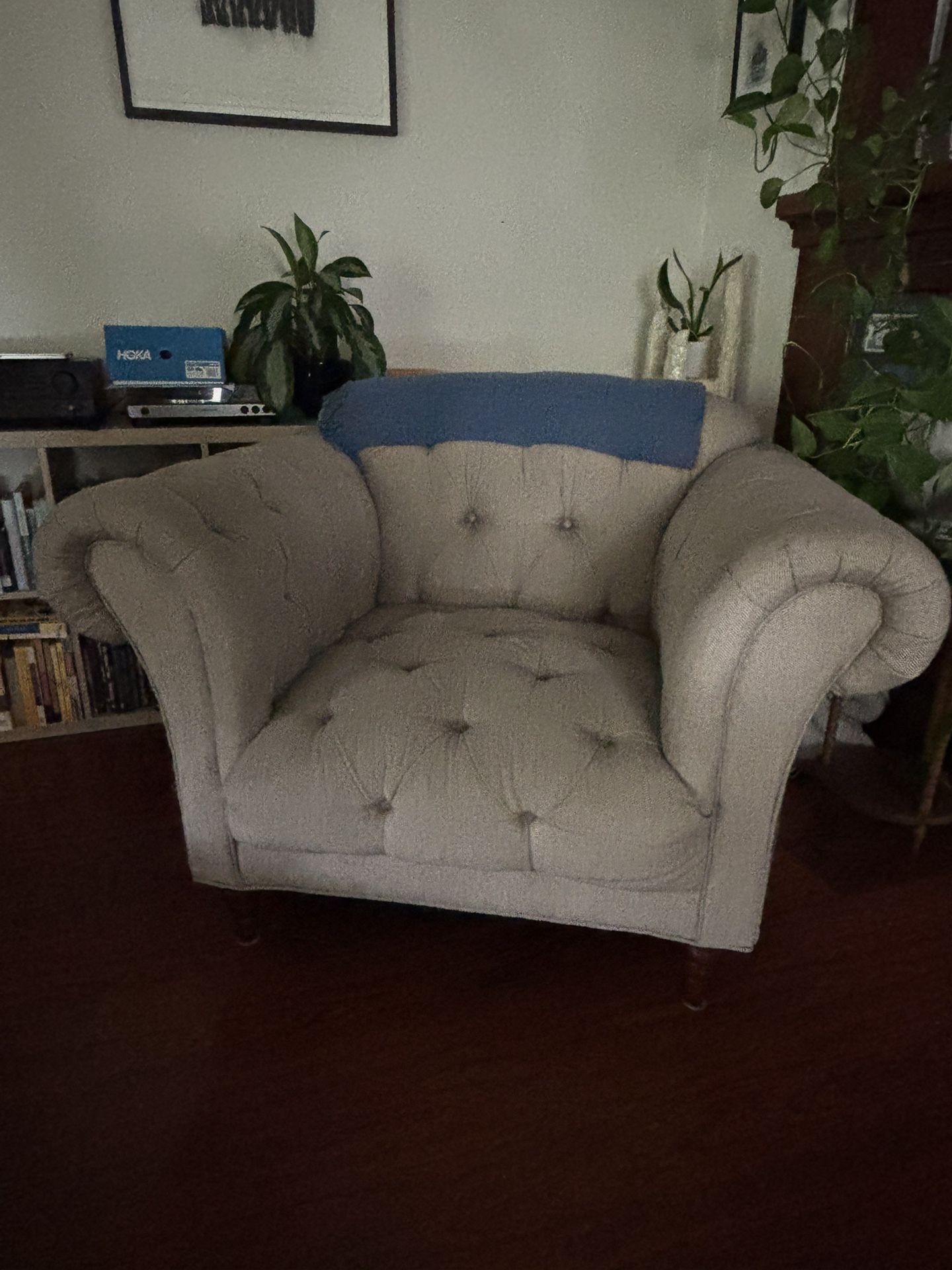 Deep Seated Living Room Chair