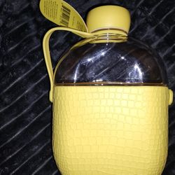 Women's. Flask Type. Water Bottle. $3. New. 