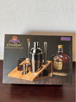Crown Royal 6 piece cocktail shaker set