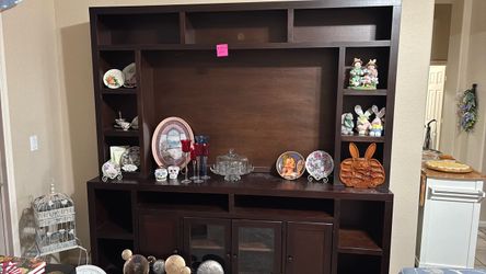 Large entertainment center