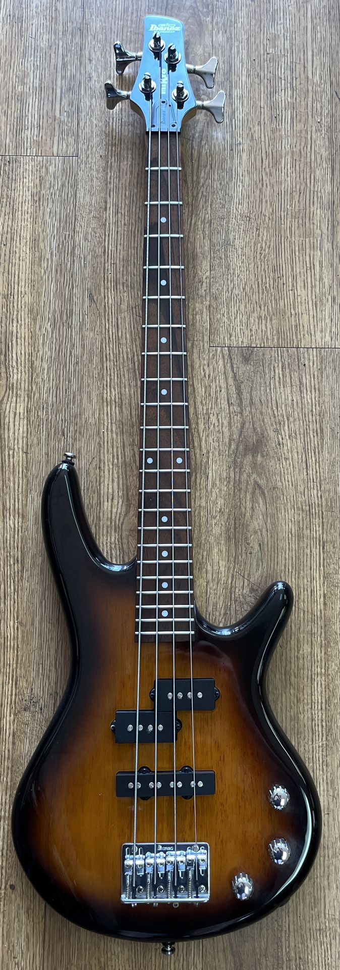 IBANEZ MIKRO BASS GUITAR SHORT SCALE BROWN SUNBURST