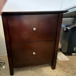 2 Drawer end table