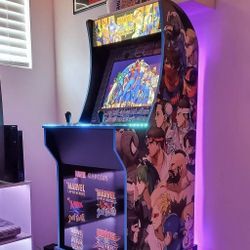 Arcade1up Marvel Vs Capcom. With Barstool.