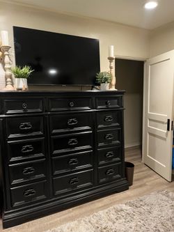 Dresser