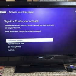 32" Vizio HDTV (Not Smart) w/ Roku
