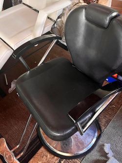 Black Adjustable salon chair
