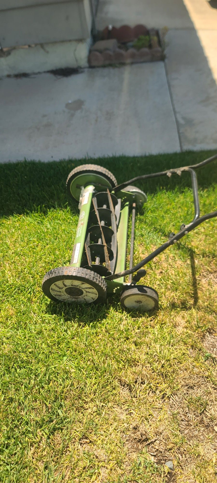 Una Apodadora Manual